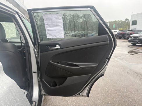 Used 2021 Hyundai Tucson Limited image 36