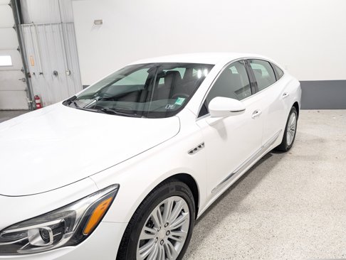 Used 2018 Buick LaCrosse Essence image 6