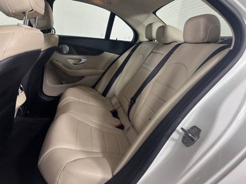 Used 2019 Mercedes-Benz C 300 4MATIC Sedan image 21