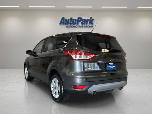 Used 2016 Ford Escape SE image 5