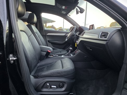 Used 2018 Audi Q3 2.0T Premium image 38