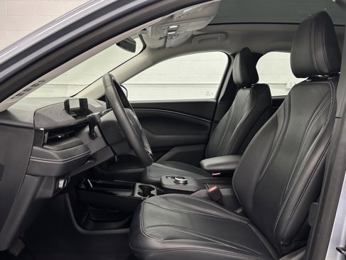 Used 2022 Ford Mustang Mach-E Premium image 11