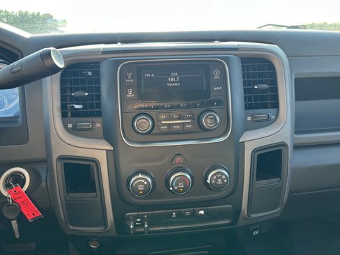 Used 2017 RAM 2500 Tradesman w/ Cold Weather Group image 18