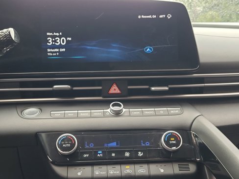 Used 2023 Hyundai Elantra SEL w/ Convenience Package image 20