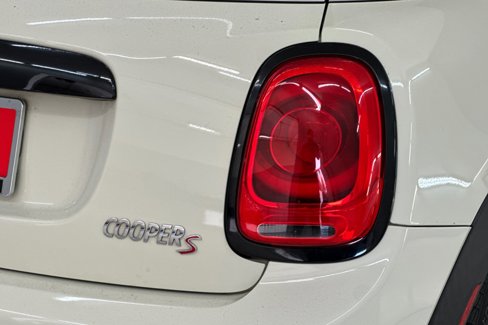 Used 2016 MINI Cooper S image 13