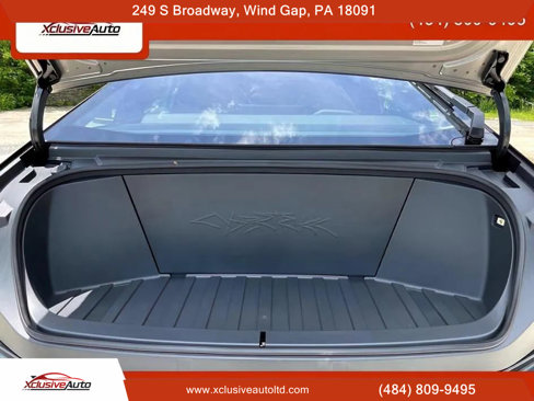 Used 2024 Tesla Cybertruck AWD Crew Cab image 24