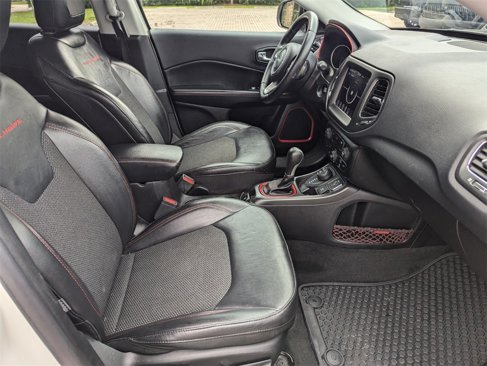 Used 2019 Jeep Compass Trailhawk image 14