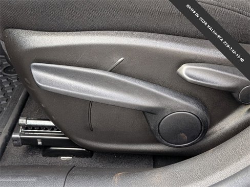 Used 2023 Jeep Renegade Latitude image 19