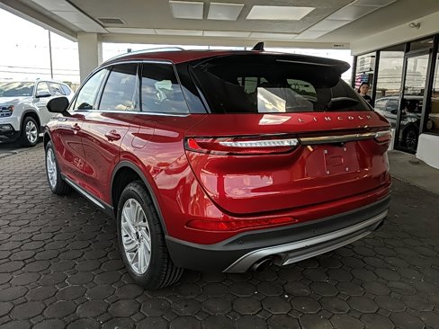 Used 2021 Lincoln Corsair AWD image 7