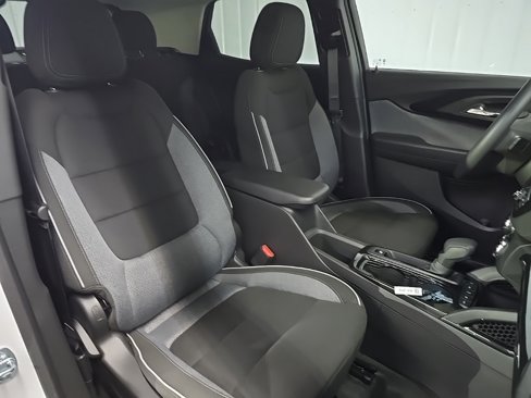 Used 2023 Chevrolet TrailBlazer LT w/ Convenience Package image 14