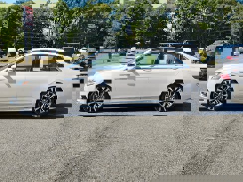 Used 2019 Lincoln Continental Reserve image 7
