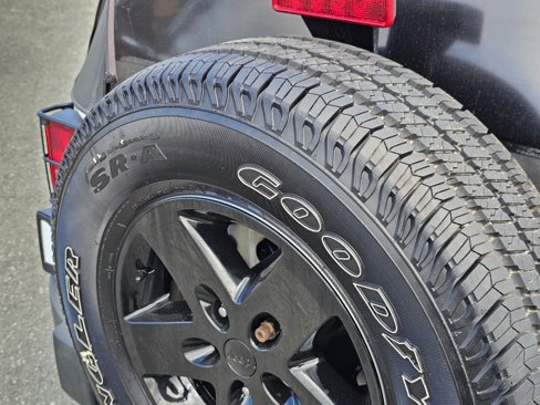 Used 2010 Jeep Wrangler Sport image 19