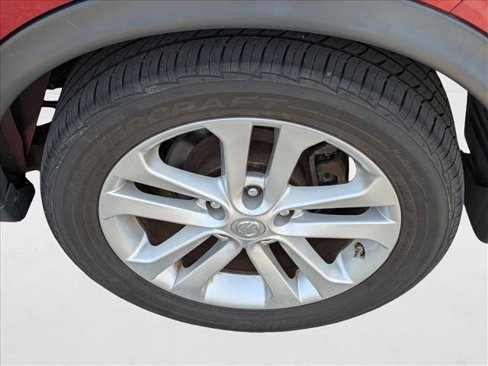 Used 2011 Nissan Juke SL image 7