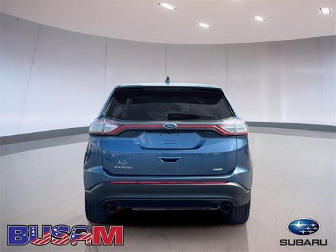 Used 2018 Ford Edge SE image 5