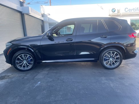 Used 2022 BMW X5 xDrive40i w/ M Sport Package image 11