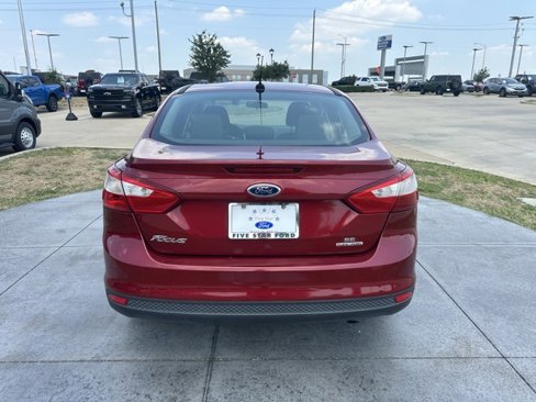 Used 2014 Ford Focus SE image 5