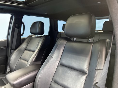 Used 2021 Jeep Grand Cherokee Limited image 8
