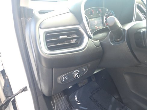 Used 2021 Chevrolet Equinox LT image 12