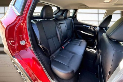 Used 2019 Nissan Rogue Sport SL image 27