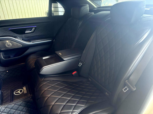 Used 2022 Mercedes-Benz S 580 4MATIC Sedan w/ AMG Line Package image 33