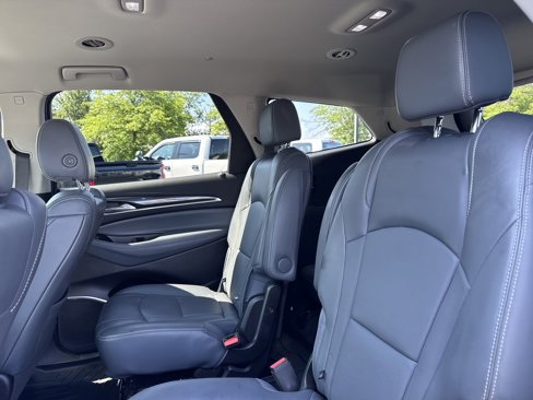 Used 2019 Buick Enclave Essence image 30