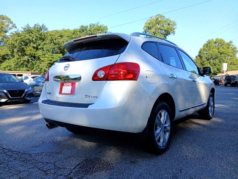 Used 2013 Nissan Rogue SV w/ Premium Pkg image 6