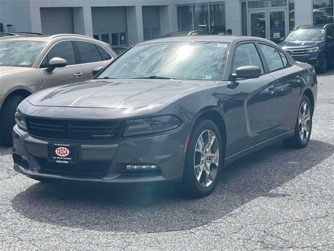 Used 2016 Dodge Charger SXT w/ Navigation & Travel Group image 4