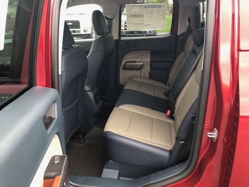 New 2025 Ford Maverick Lariat w/ 4K Tow Package image 15