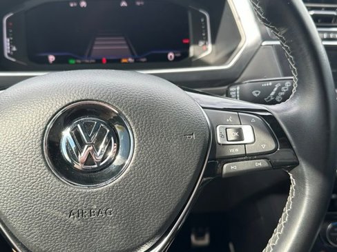 Used 2020 Volkswagen Tiguan SEL Premium R-Line image 24