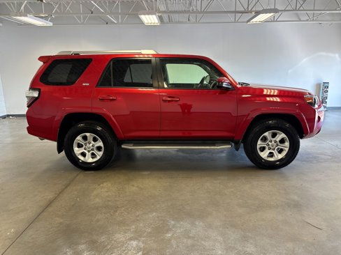 Used 2017 Toyota 4Runner SR5 image 8