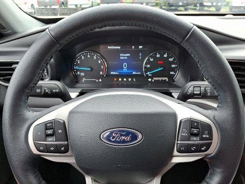 Certified 2023 Ford Explorer XLT w/ Equipment Group 202A image 19