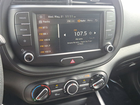 Used 2023 Kia Soul LX image 23