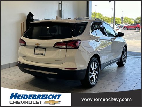 Used 2022 Chevrolet Equinox Premier image 3