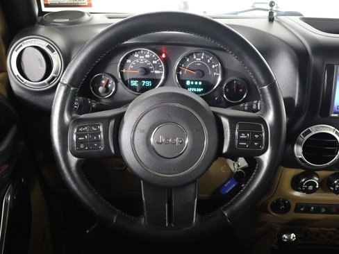 Used 2015 Jeep Wrangler Unlimited Sahara w/ Dual Top Group image 27