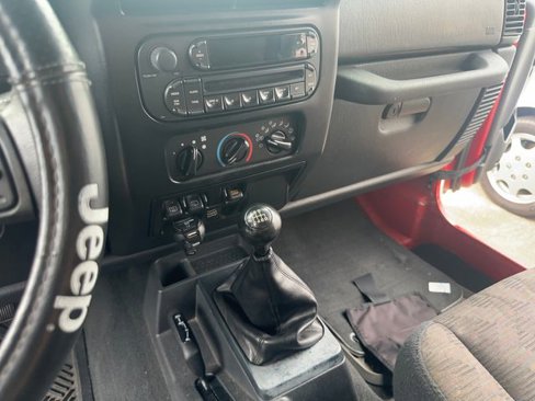 Used 2005 Jeep Wrangler Rubicon image 20
