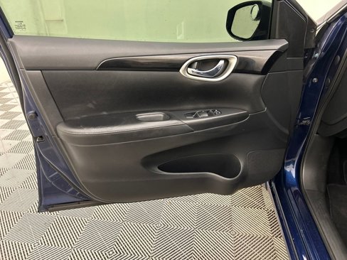 Used 2018 Nissan Sentra SV image 37