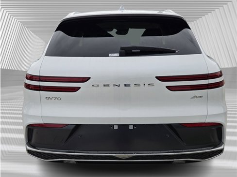 New 2026 Genesis GV70 2.5T image 4