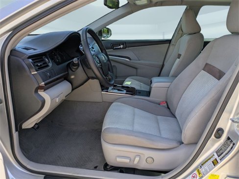 Used 2012 Toyota Camry XLE image 18