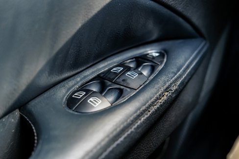 Used 2003 Mercedes-Benz E 320 Sedan image 39
