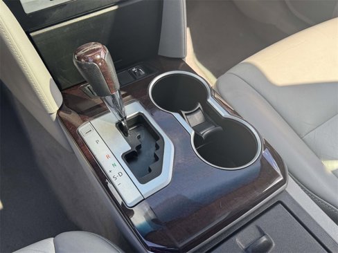 Used 2012 Toyota Camry image 27