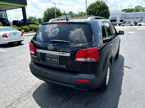 Used 2011 Kia Sorento LX w/ Convenience Pkg image 8