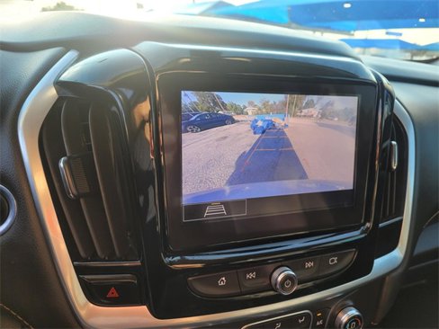 Used 2020 Chevrolet Traverse LT image 21