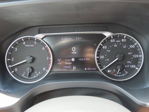 Used 2022 Nissan Rogue SV image 34