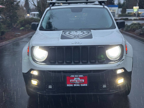 Used 2017 Jeep Renegade Sport w/ Power & Air Group image 8