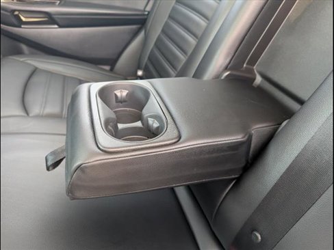 Used 2020 Ford Edge SEL image 18