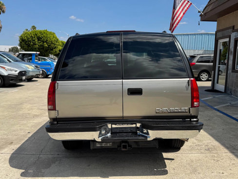 Used 1999 Chevrolet Tahoe 2WD w/ Comfort & Security Pkg image 9