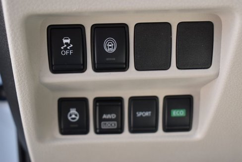 Used 2021 Nissan Rogue Sport SV image 23