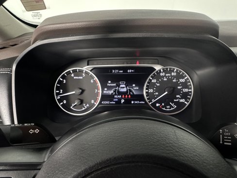 Used 2022 Nissan Rogue S image 25