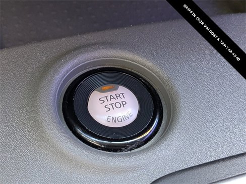 Used 2021 Nissan Frontier S image 29