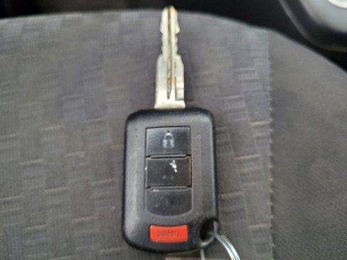 Used 2019 Mitsubishi Mirage ES image 32